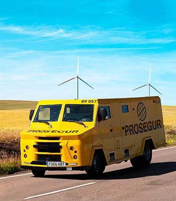 Furgón de Prosegur circulando